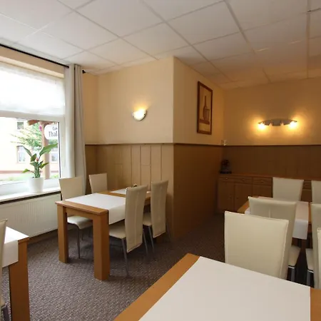 Thaler Hof Pensión 3*